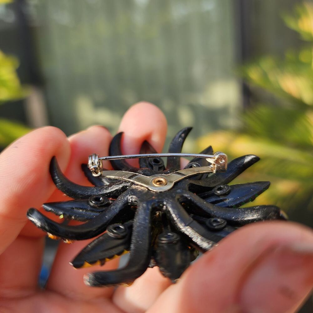 Vtg Selro Selini Brooch Japanned Amber Green Yellow Glass Marquise Rhinestones - Picture 5 of 10